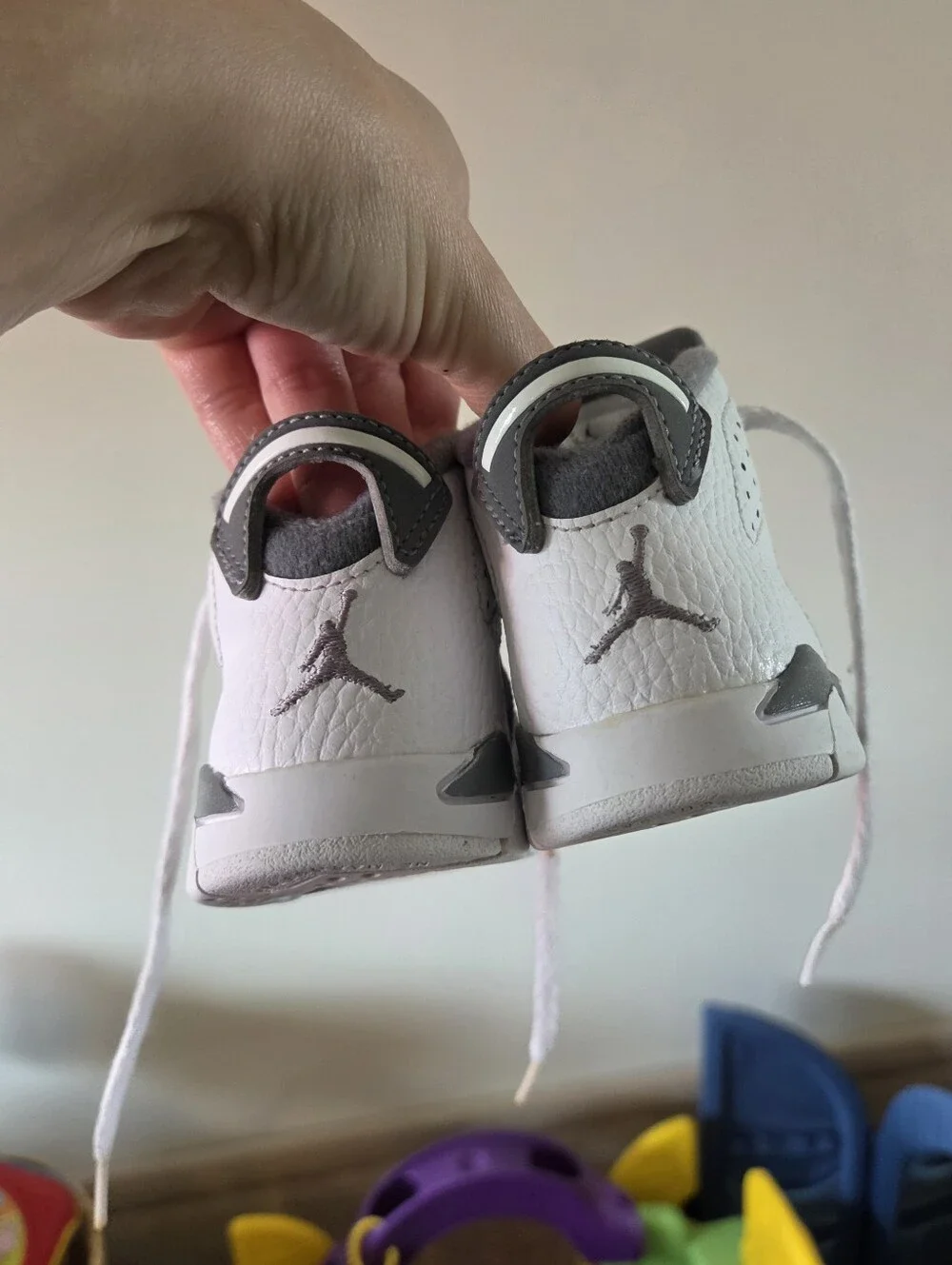Toddler Air Jordan 6 Retro "Cool Grey" Size 5C - White & Grey Sneakers - Picture 4 of 7
